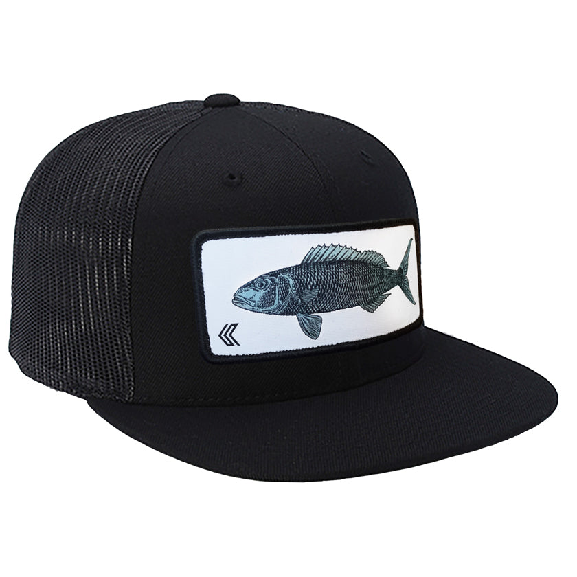 Uku Patch Mesh Back Trucker ---Black/Black-White Patch